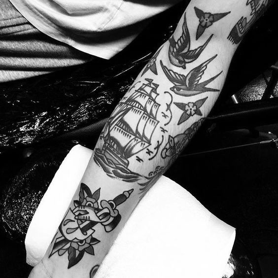 black and white traditional tattoo