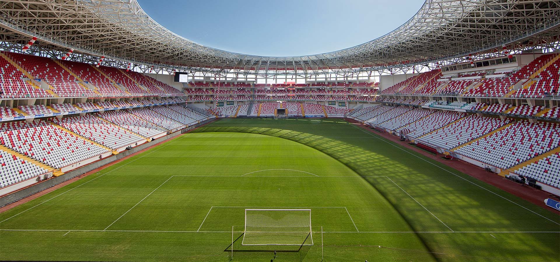 antalya stadyumu kapasite