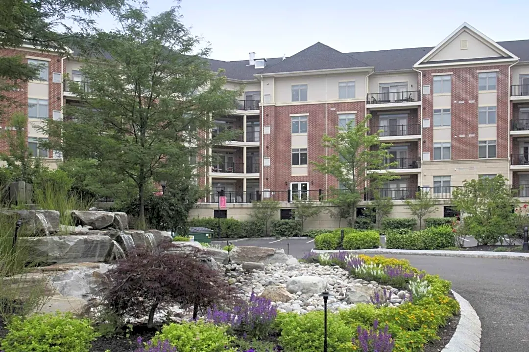 apartments in huntingdon valley pa