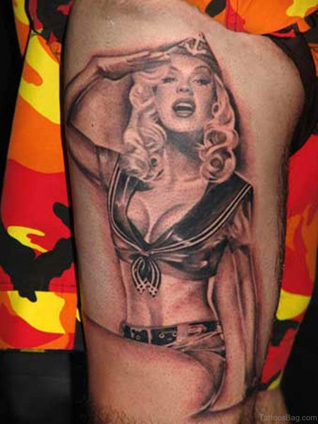 année 50 tatouage pin up femme