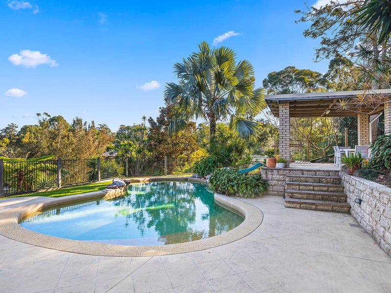 17 topaz drive emerald beach