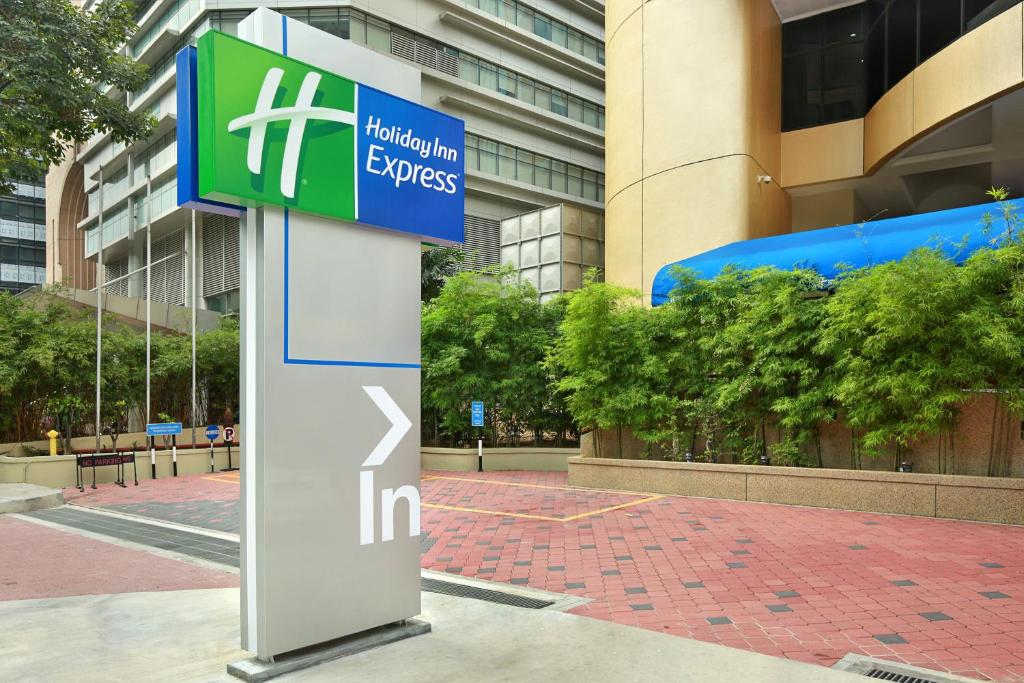 holiday inn express kuala lumpur city centre kuala lumpur malaysia