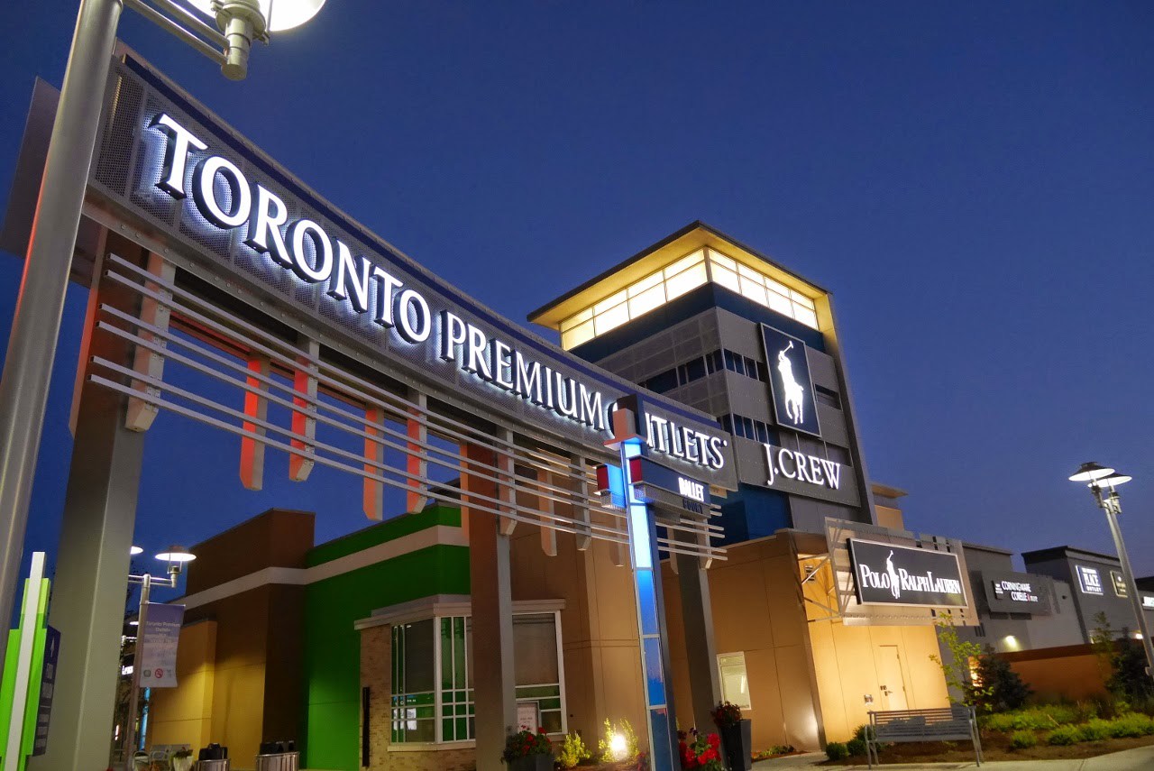 toronto premium outlet mall