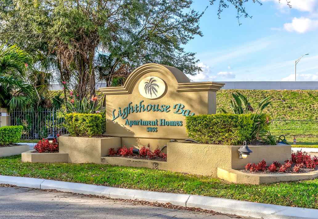 lighthouse bay apartments tampa