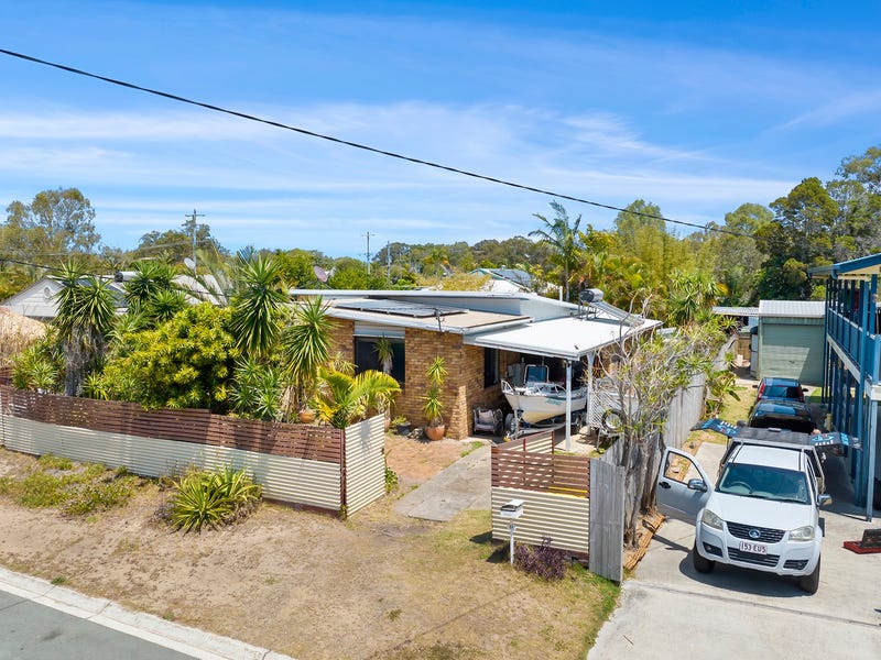 houses for sale godwin beach