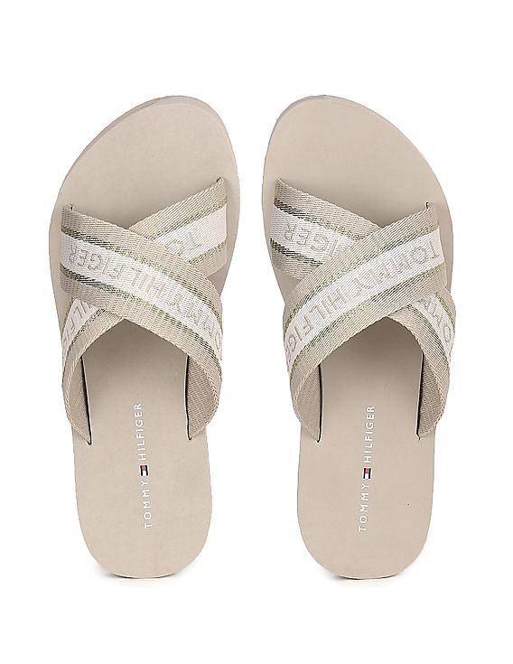 tommy hilfiger flip flops ladies