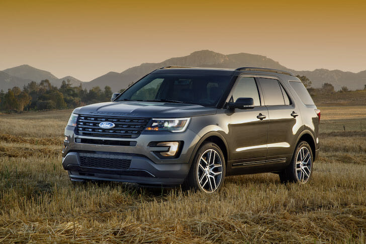 2016 ford explorer sport oil capacity