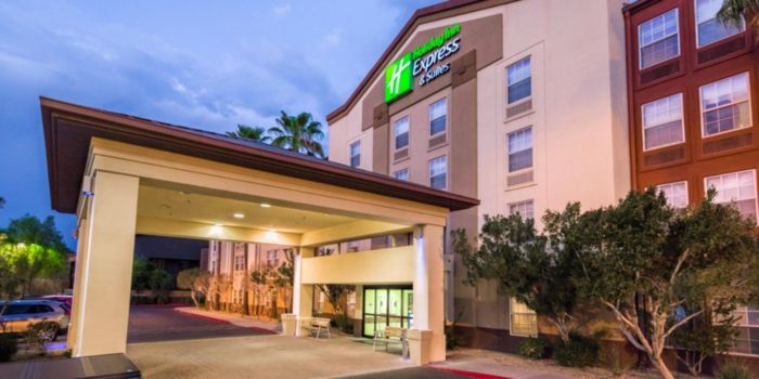 phoenix arizona hotels near airport