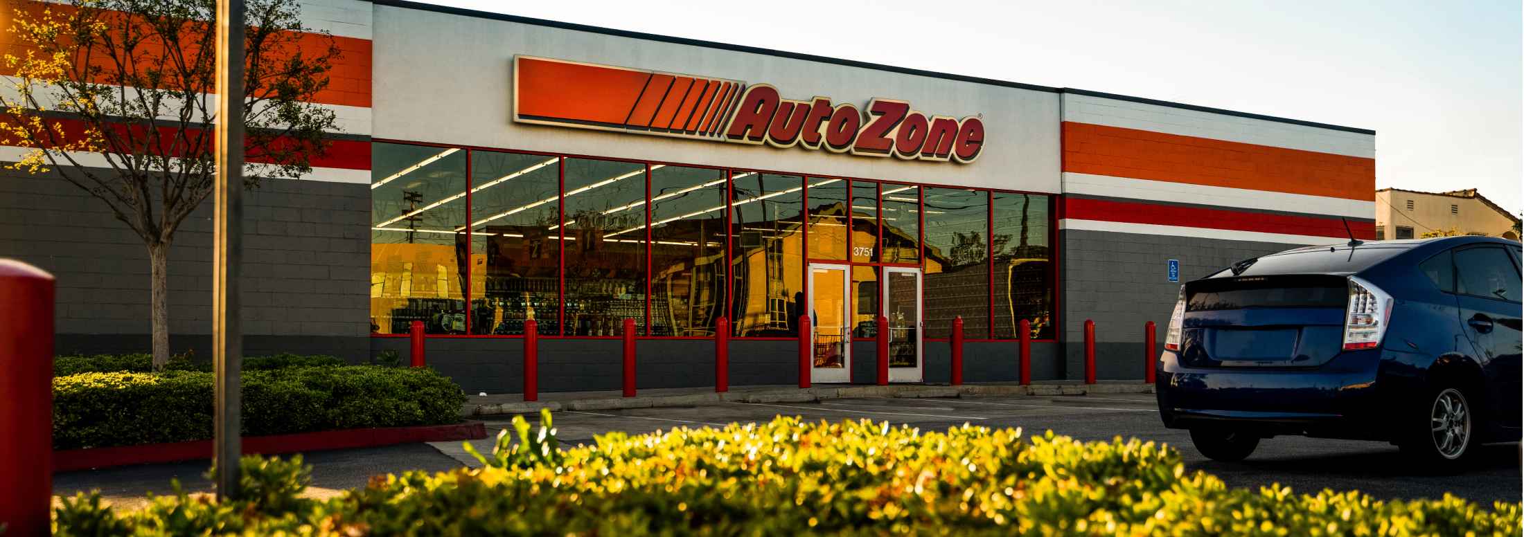 what services does autozone provide