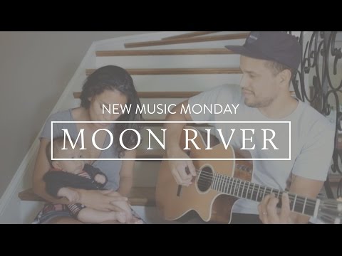 lagu moon river