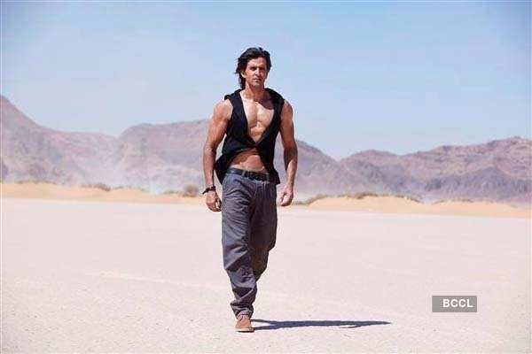 hrithik roshan height feet