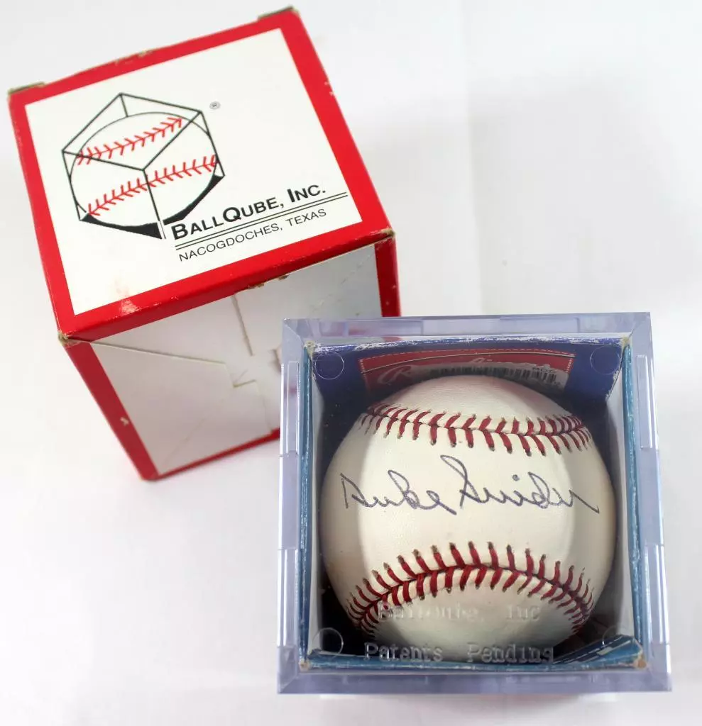 duke snider autographed baseball