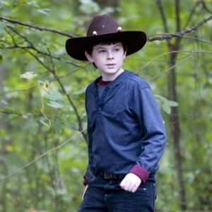 carl the walking dead temporada 1