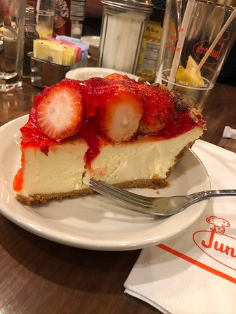 juniors restaurant and cheesecake