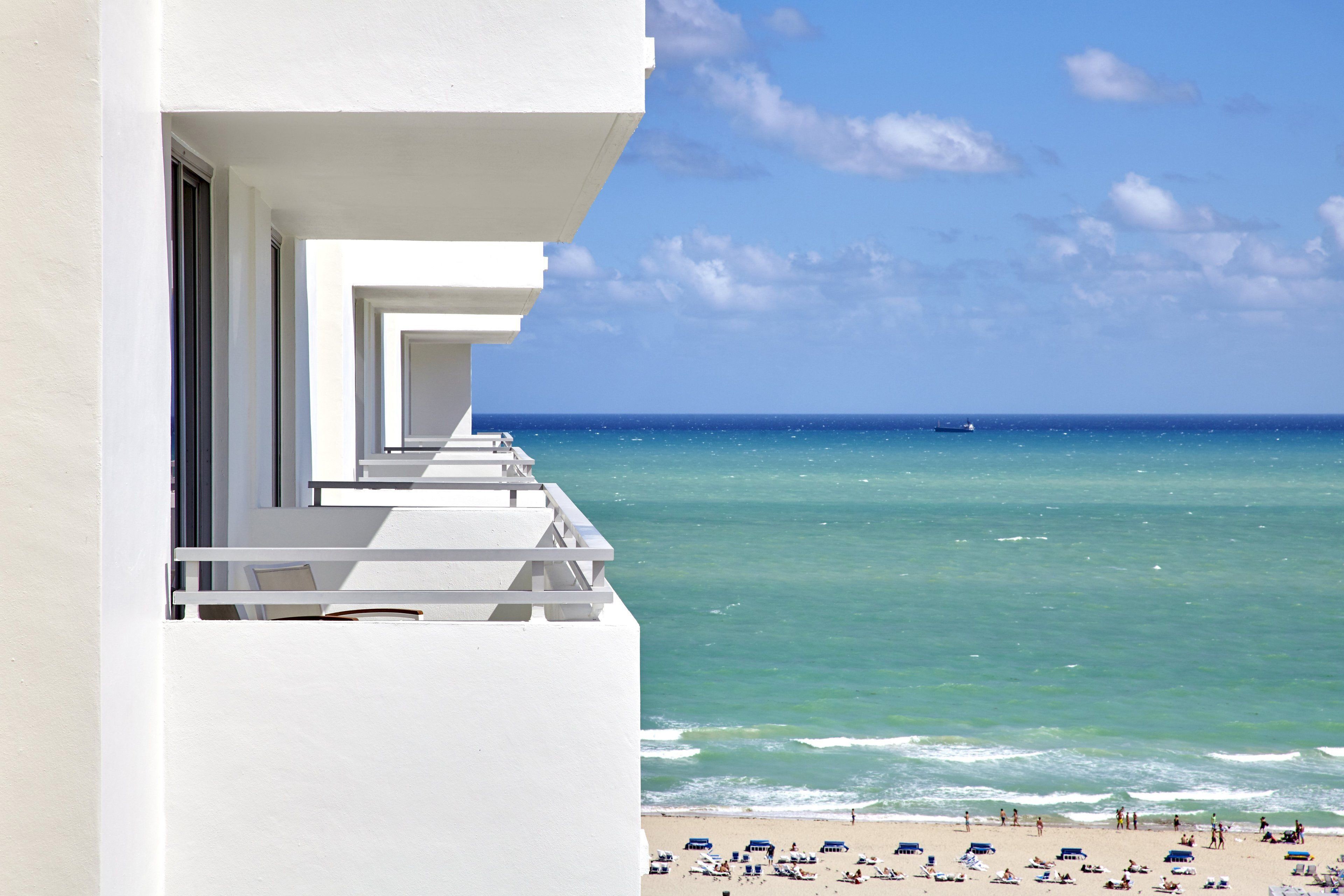 loews miami beach hotel resort fee