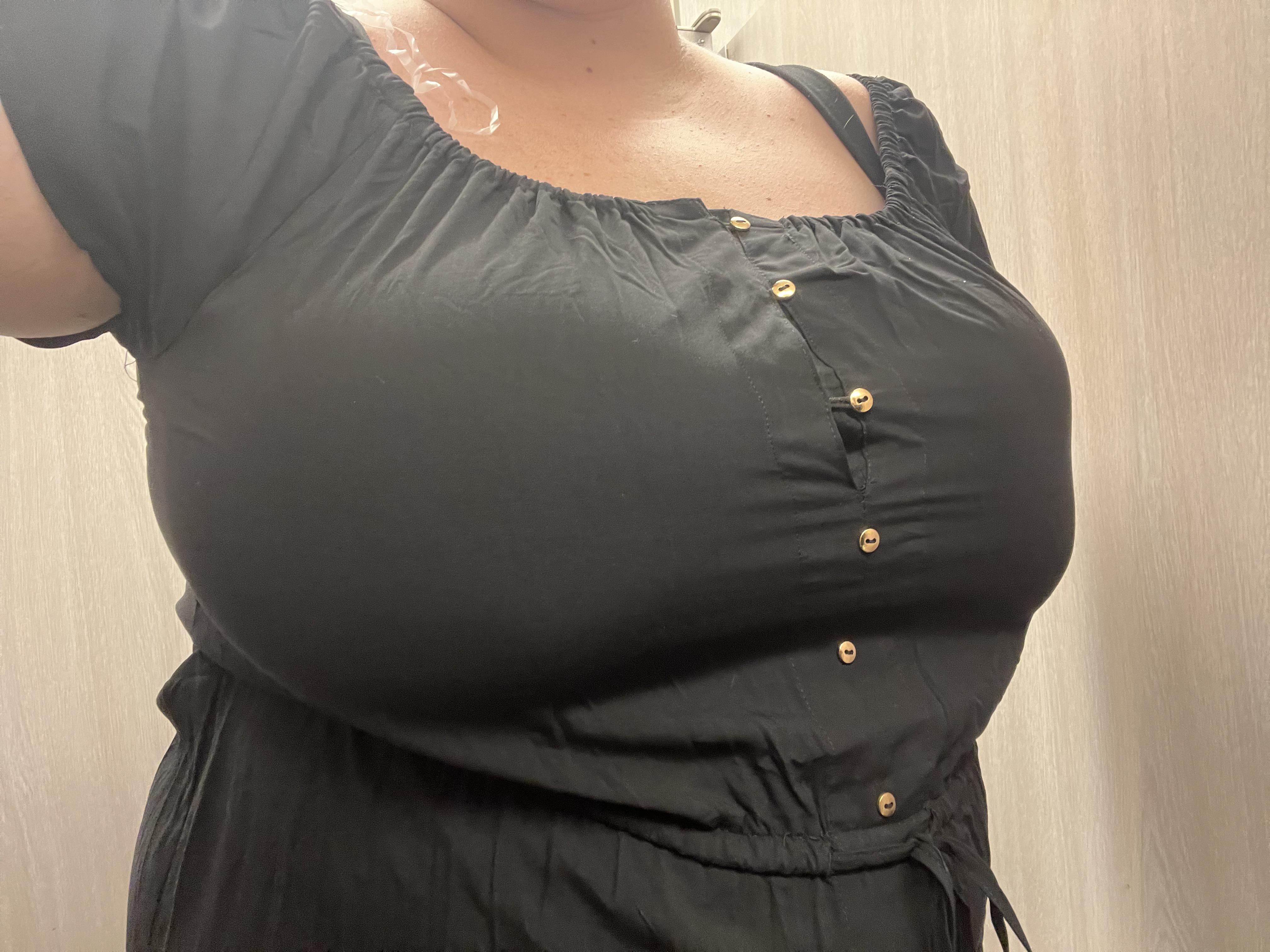 big boobs tight clothing