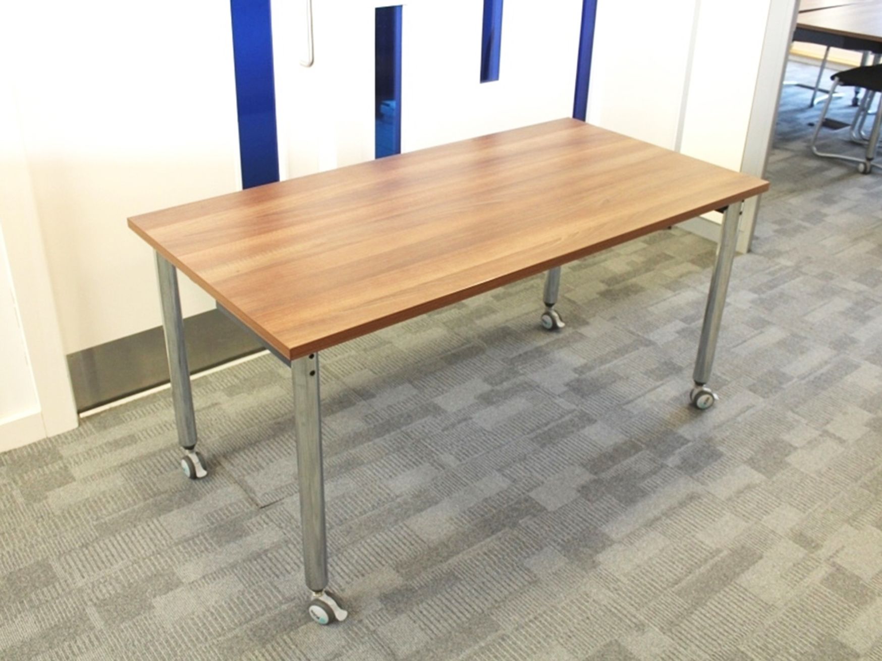 second hand office table