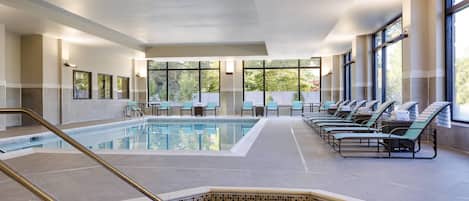 hotels in bangor maine with indoor pool
