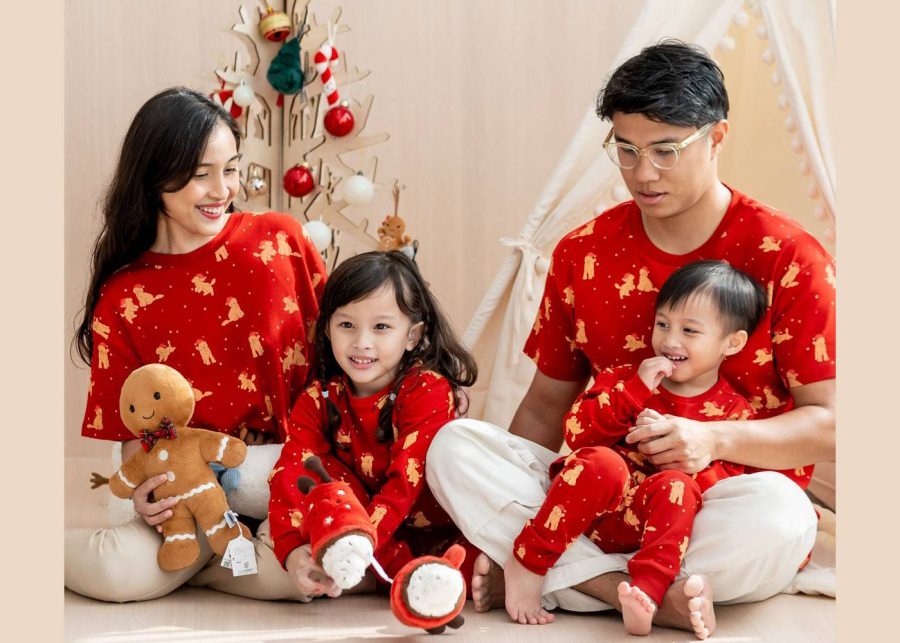 family matching clothes for christmas