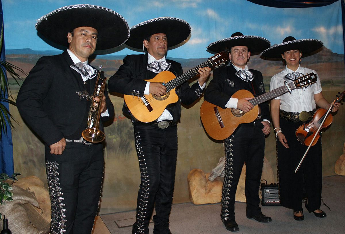 mariachi band for hire