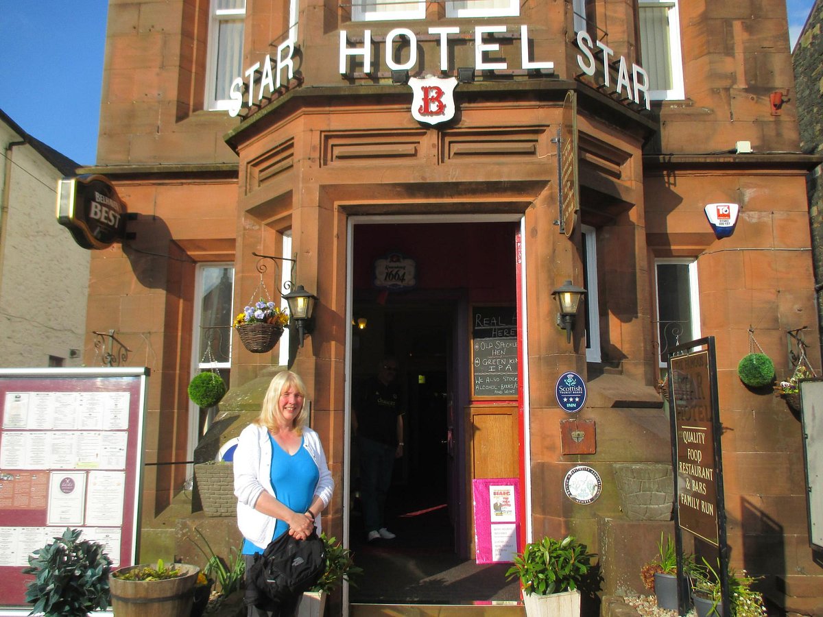 the famous star hotel moffat