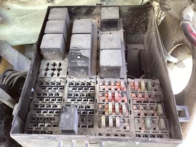 2004 international 4300 fuse box diagram