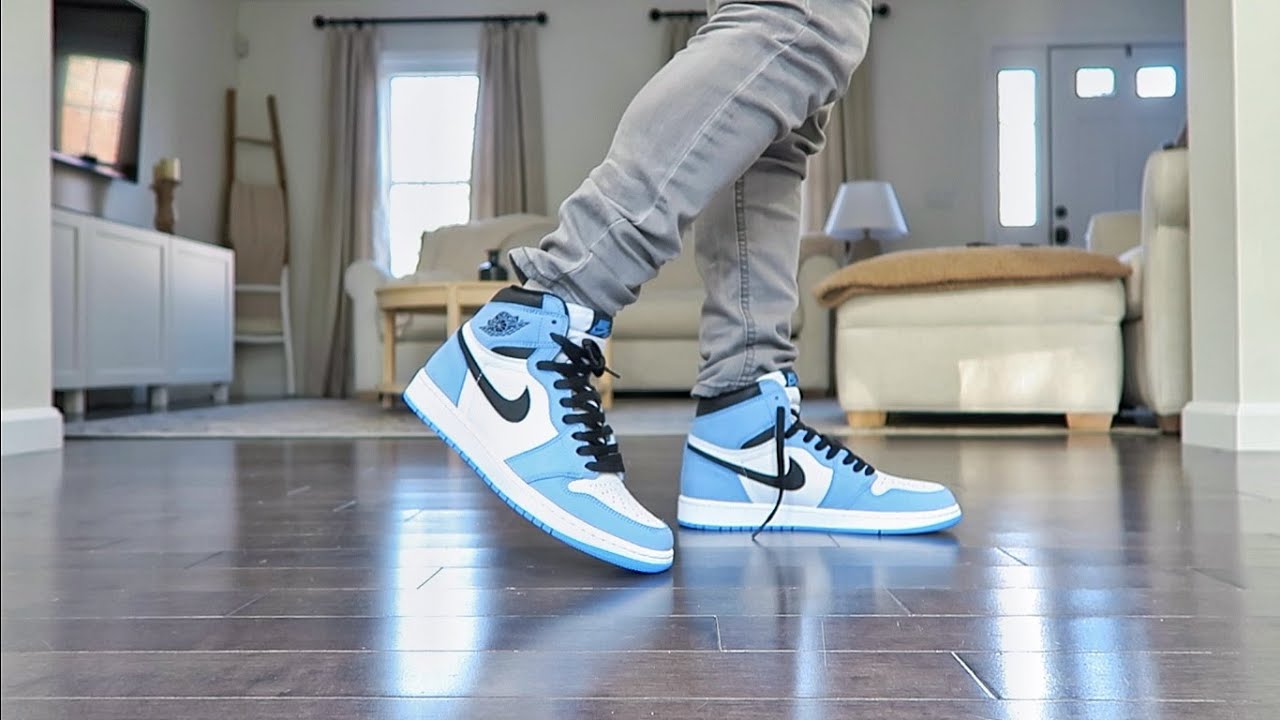 air jordan 1 retro high on feet