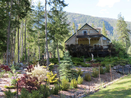 nakusp real estate