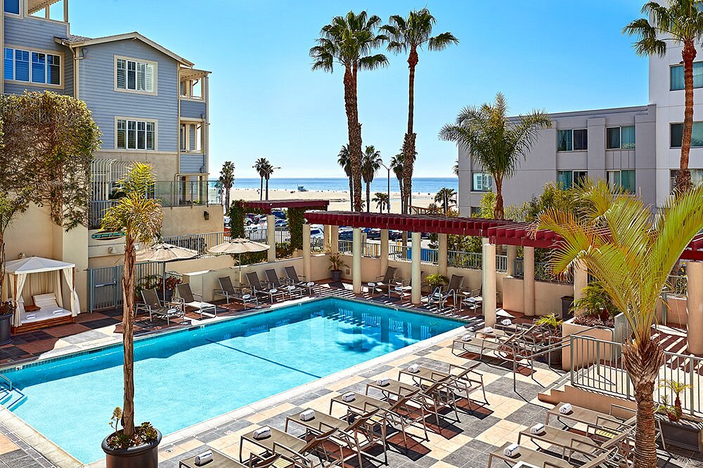 places to stay in santa monica ca