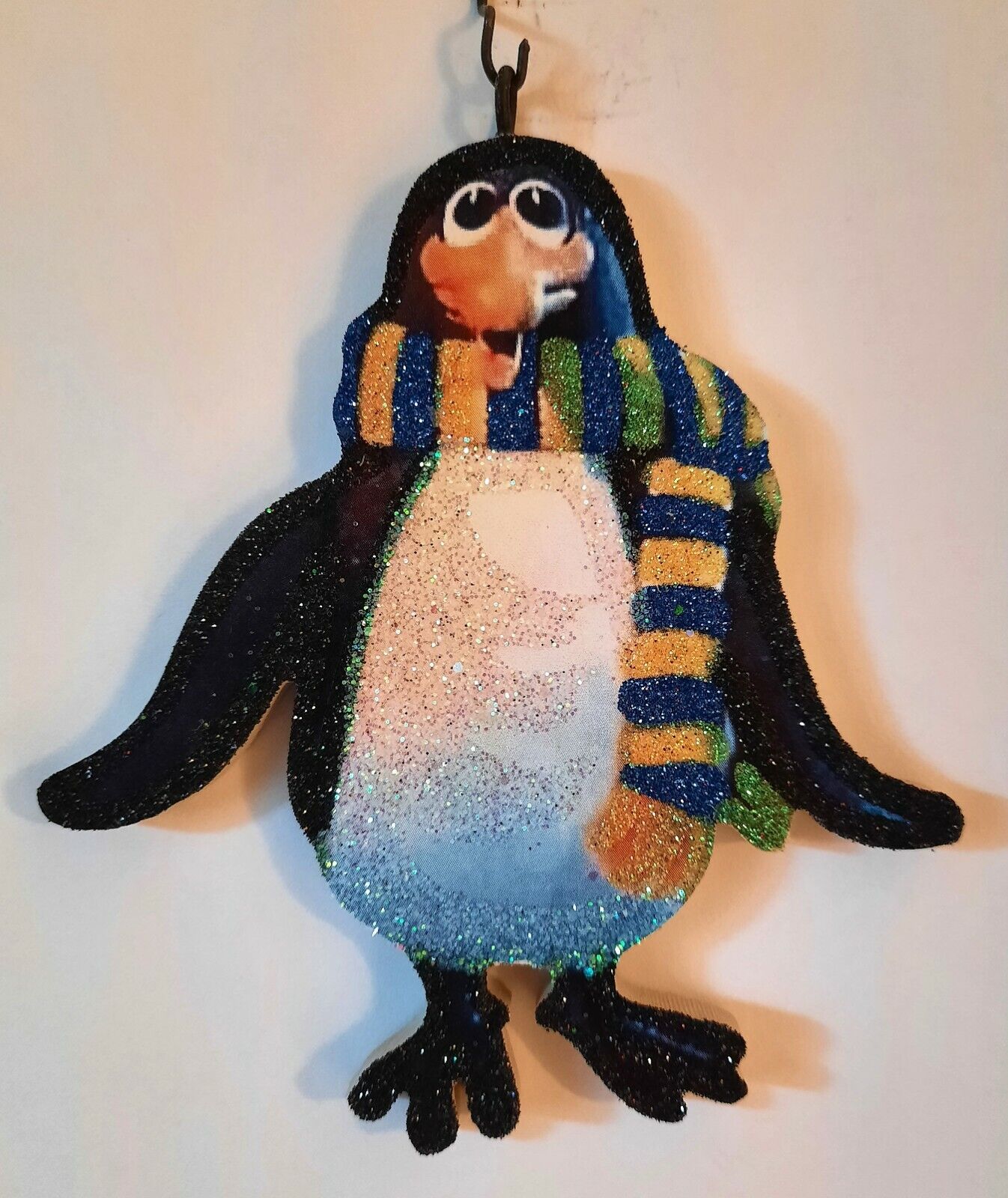 topper penguin santa claus