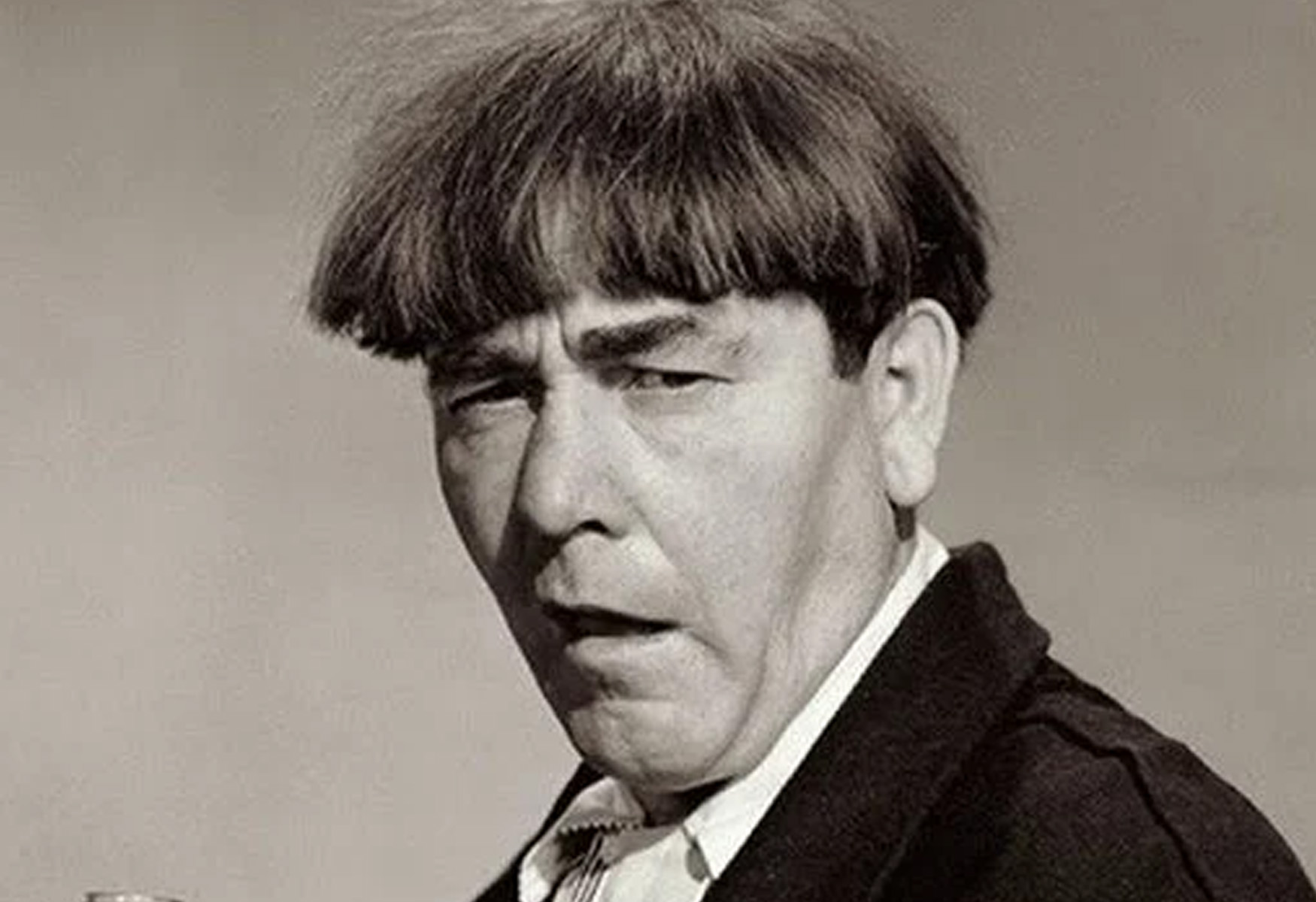 moe howard 3 stooges