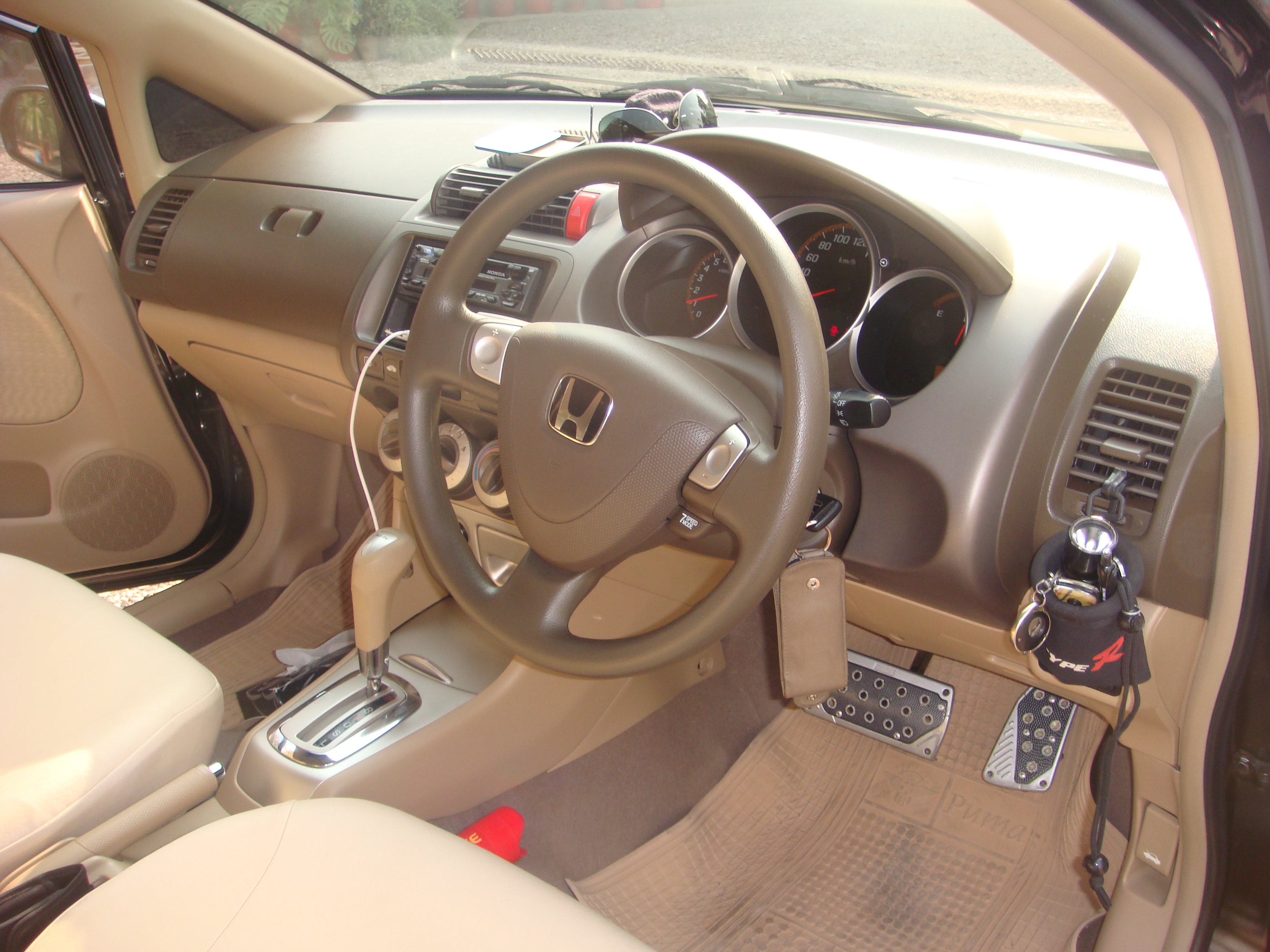 honda city 2007 model interior