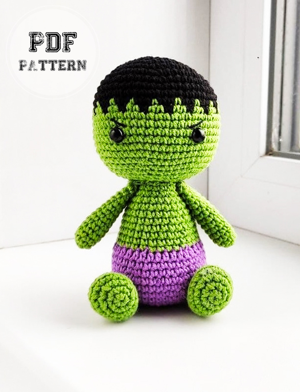 hulk amigurumi