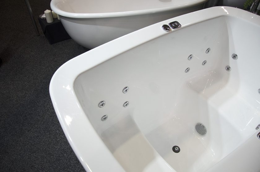 japanese soaking tub with seat australia