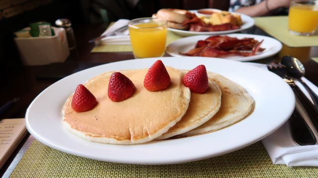 desayunar cerca de times square