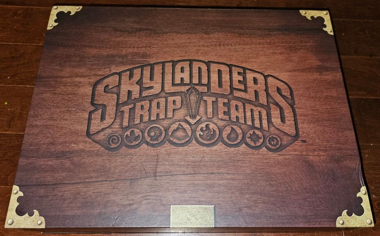 skylanders trap team case