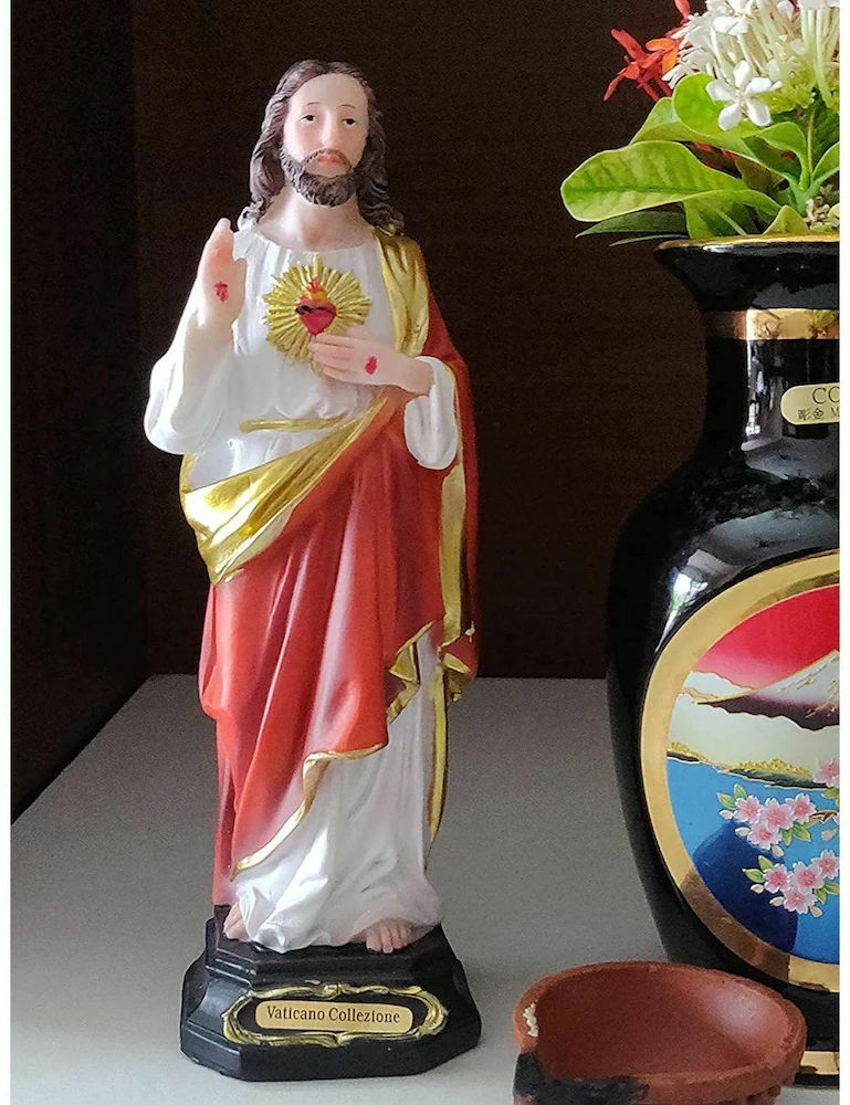 jesus showpiece