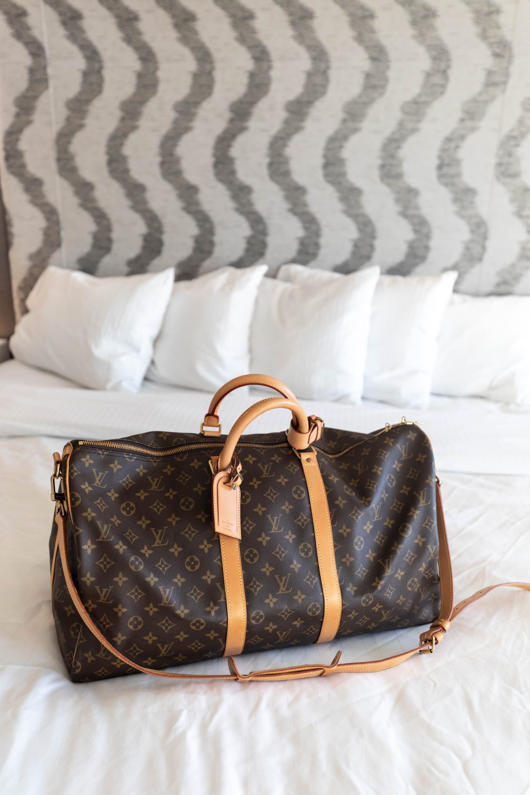 lv weekender bag