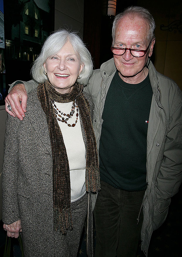 is actress joanne woodward still alive