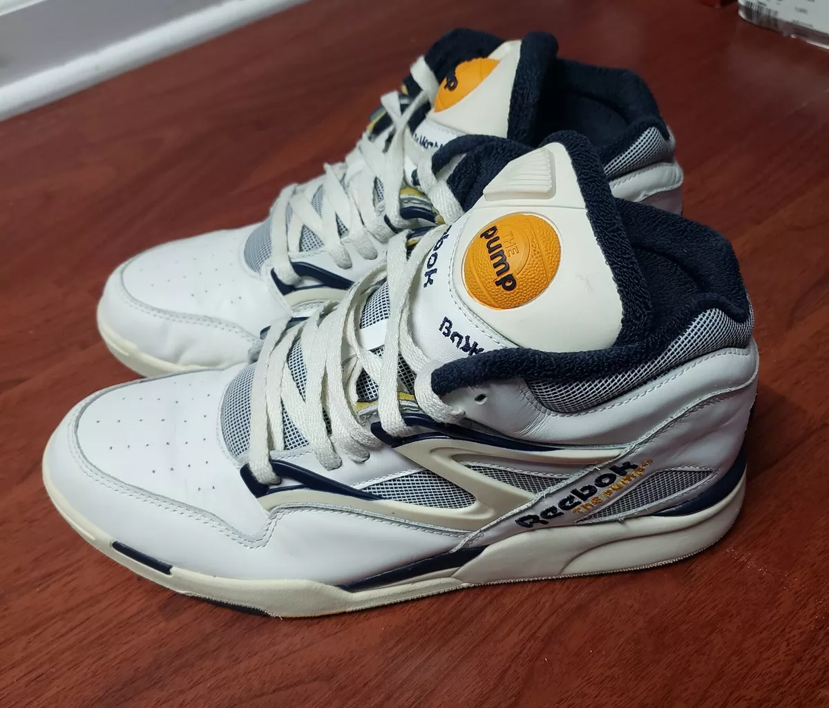 vintage reebok pump shoes