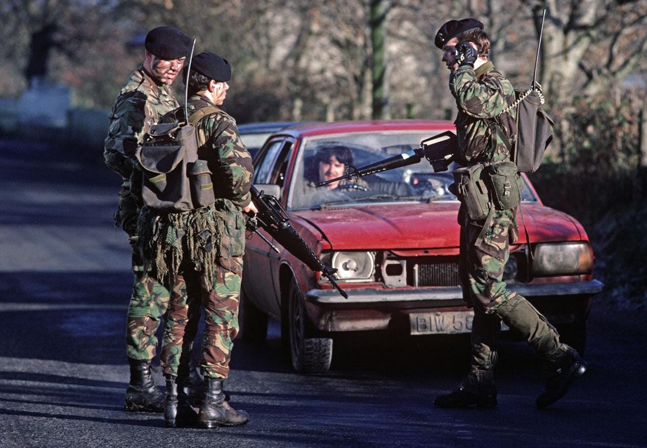 how many sas soldiers died in northern ireland