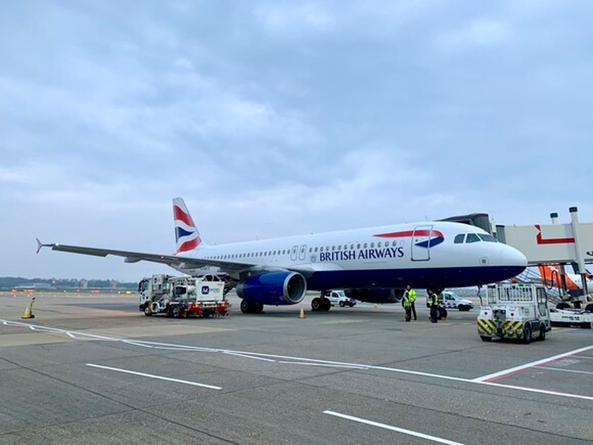 gatwick departures ba