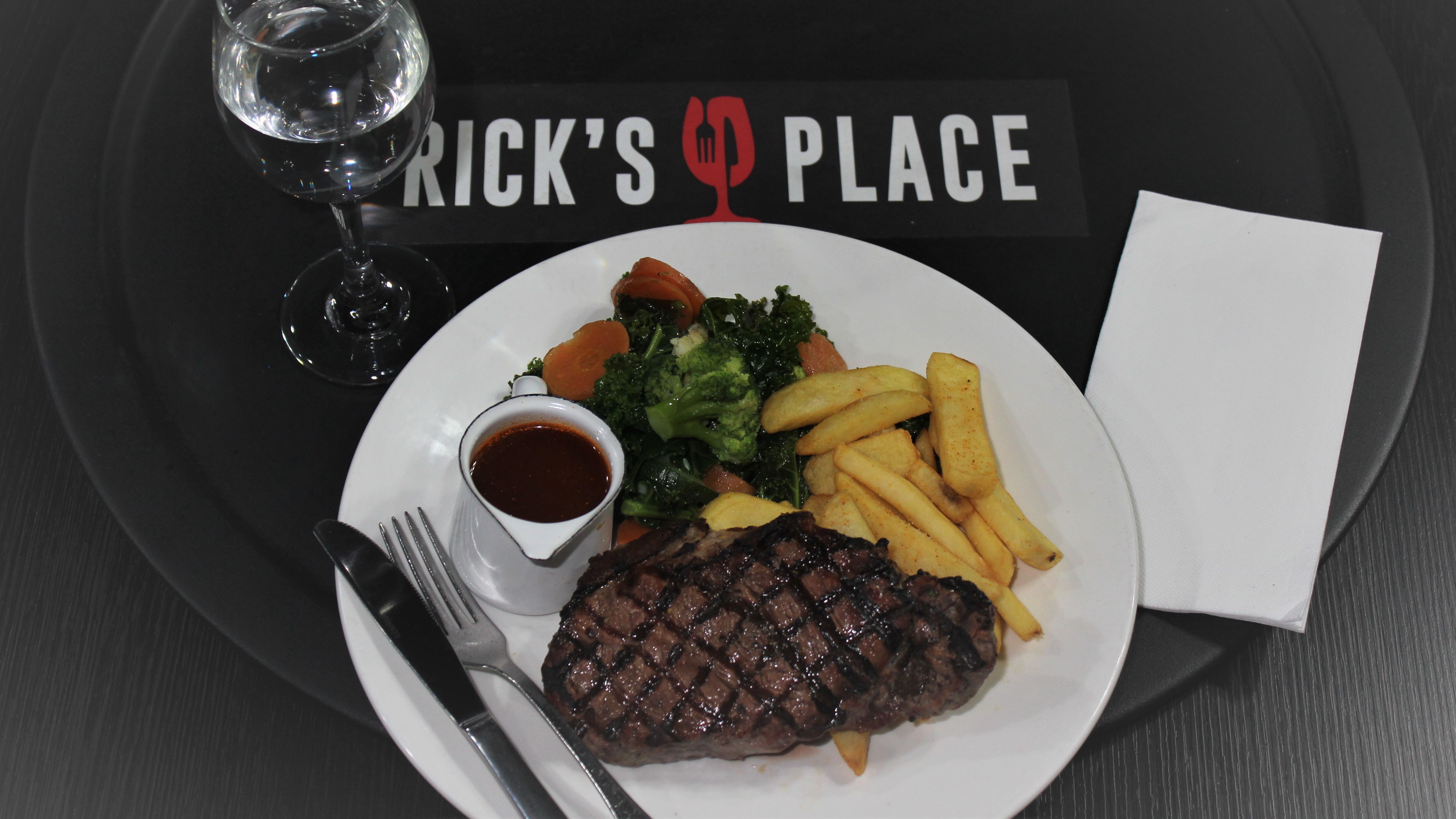 ricks place - italian/modern australian seafood cafe/restaurant reviews