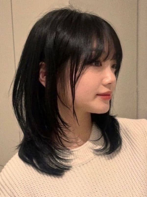 korean mid length hairstyle