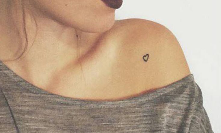 tatuajes en el hombro para mujer pequeños