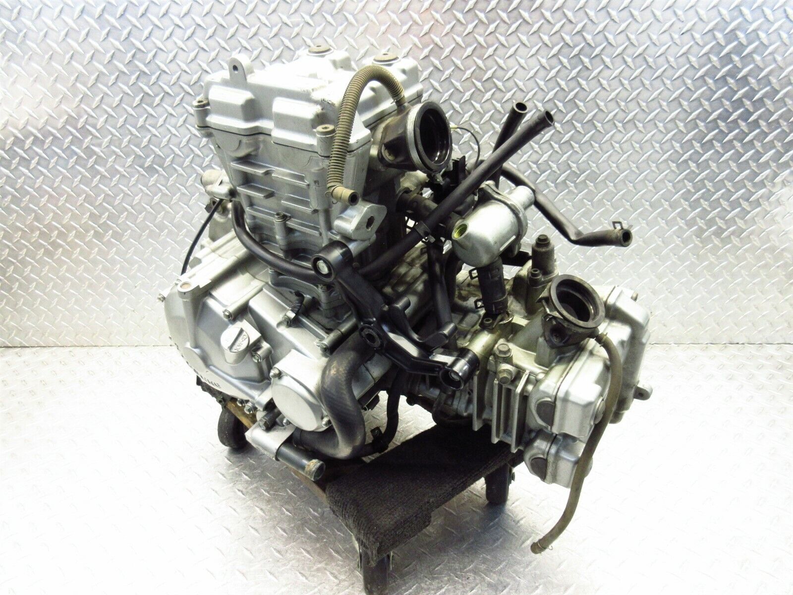 hyosung gt650r engine