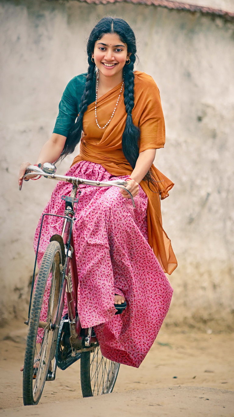 sai pallavi hd wallpaper