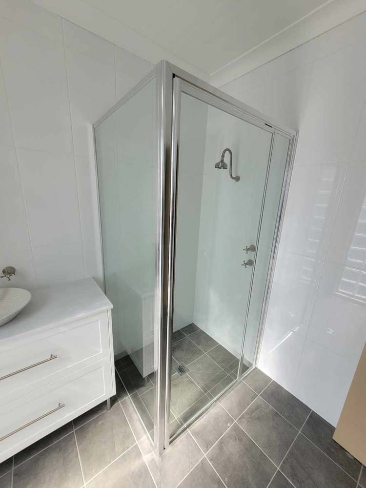 shower screens dubbo