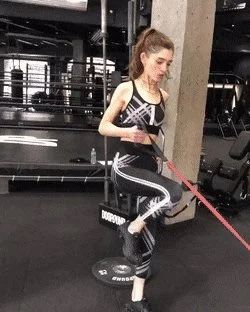 natalia dyer workout