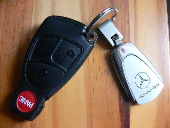 how to replace a mercedes benz key battery